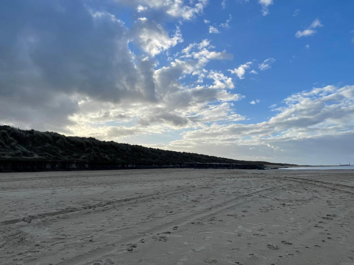 Вилла Coastal Terrace Dogs Welcome Optional Hot Tub Sea Palling Экстерьер фото